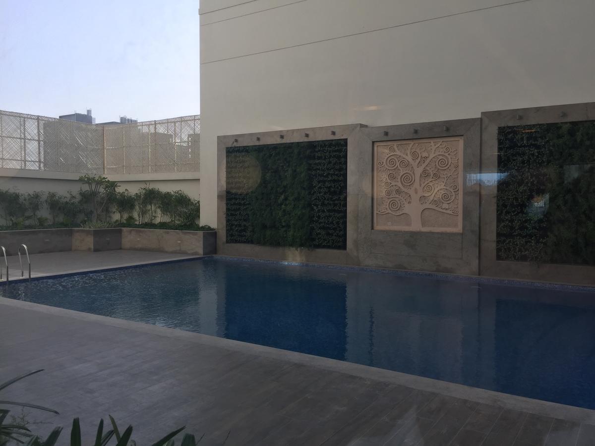 Lemon Tree Hotel, Sector 60, Gurugram Gurgaon Exterior foto